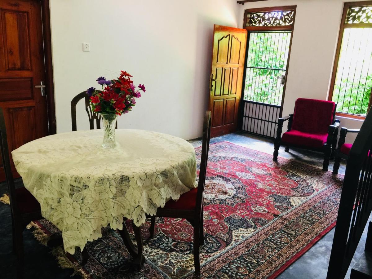 Thaaaru Villa Мирисса Экстерьер фото