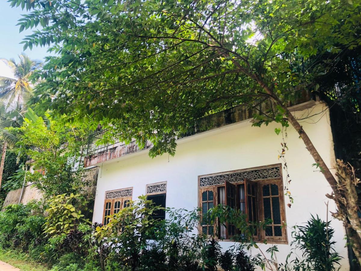 Thaaaru Villa Мирисса Экстерьер фото